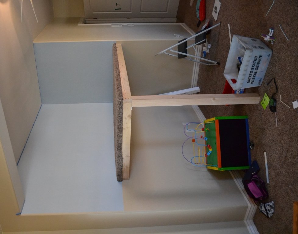 how to build a tree house platform
