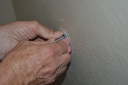how to fix a broken toilet paper enter toggles