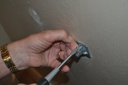 how to fix a broken toilet paper holder tighten toggle