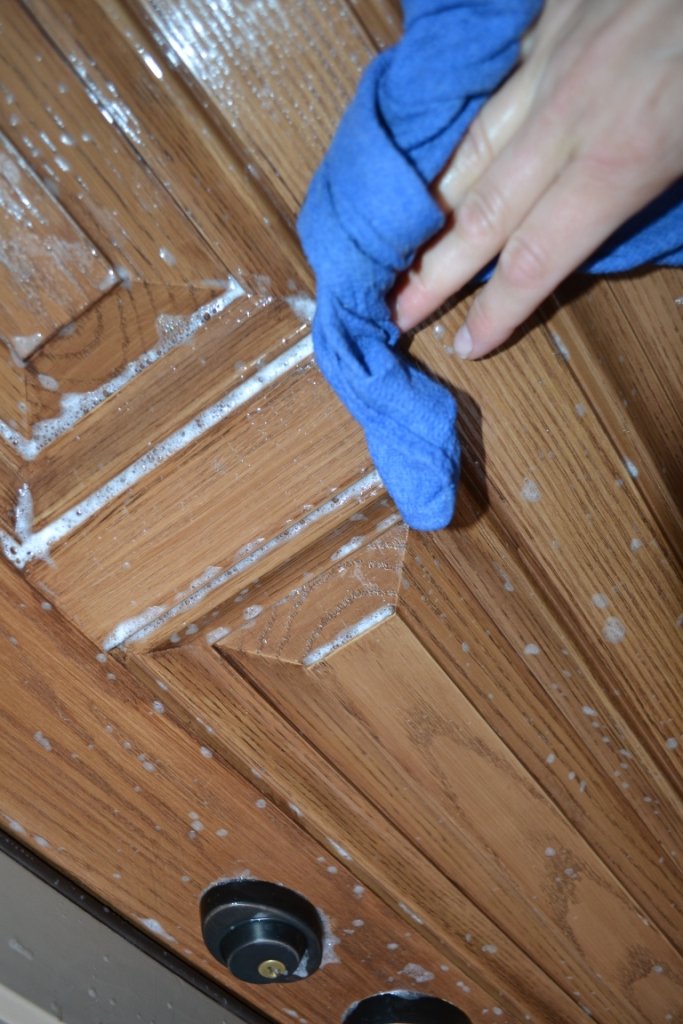 how to paint your front door and like it clean the door
