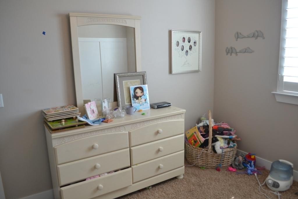 Baby G's room before 3