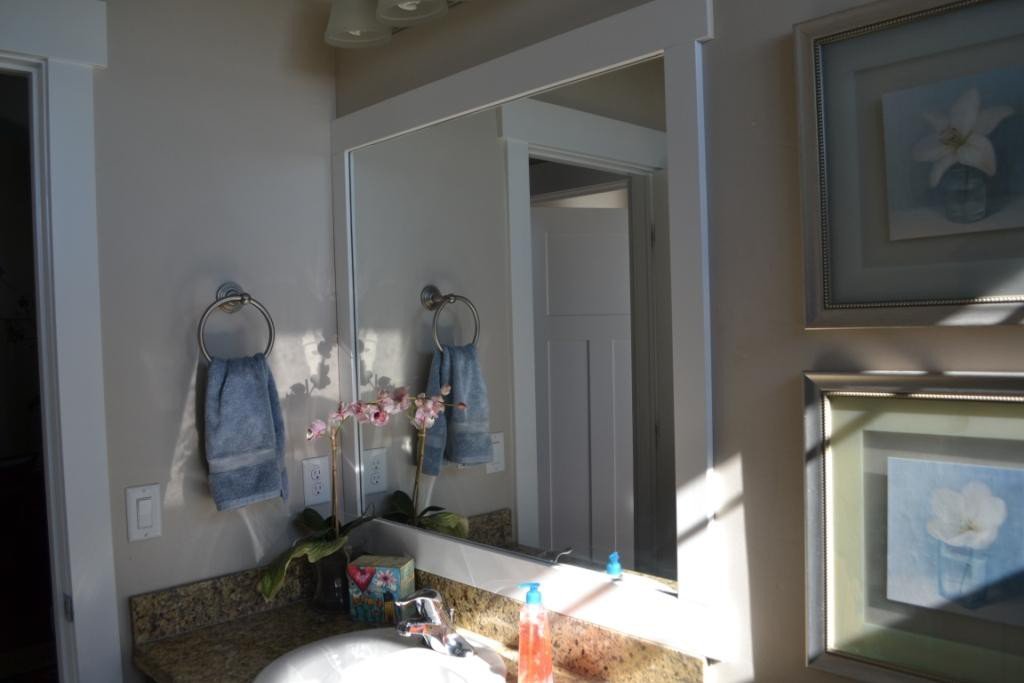 frame-a-mirror-guest-bath-after