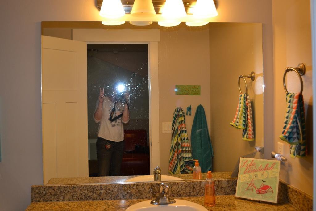 frame-a-mirror-boys-bath-before