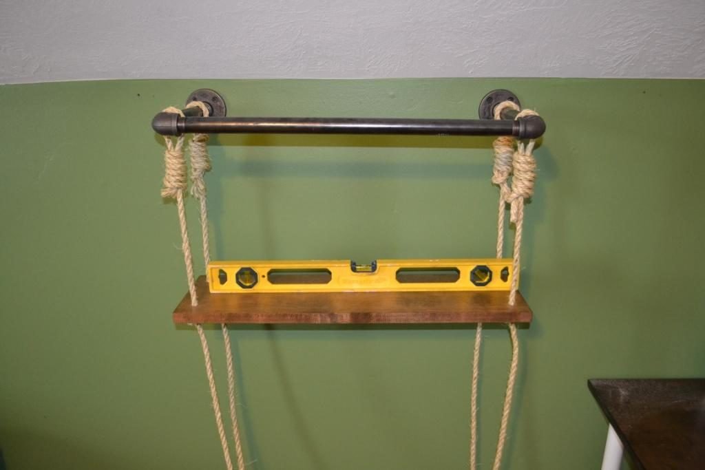 Hanging bookshelves