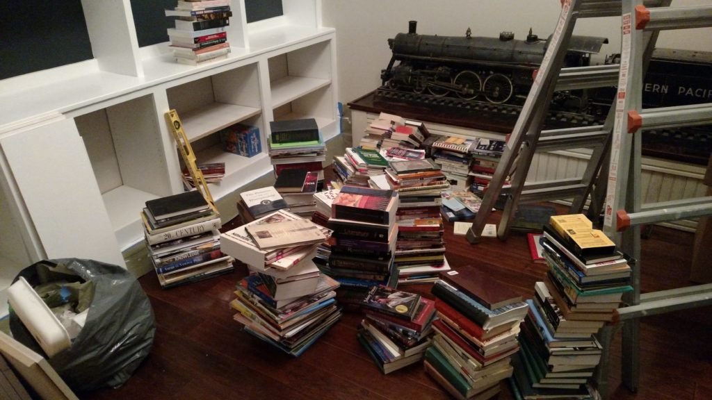 The ulitmate guide on how to decorate a bookshelf