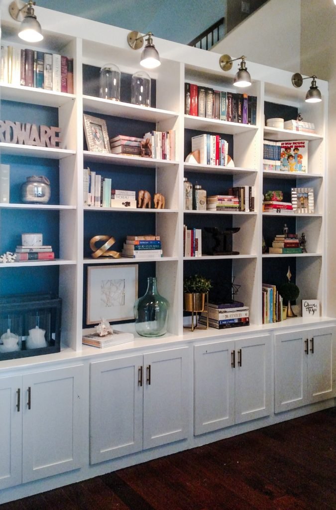 built in bookshelf after