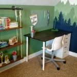 Hanging Bookshelf – Boys’ Bedroom
